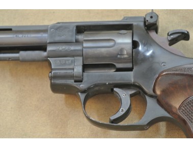 Revolver, Weihrauch Mod. HW 9 Sport, 6 Zoll, Kal. .22lr. Revolver, Weihrauch Mod. HW 9 Sport, 6 Zoll, Kal. .22lr.