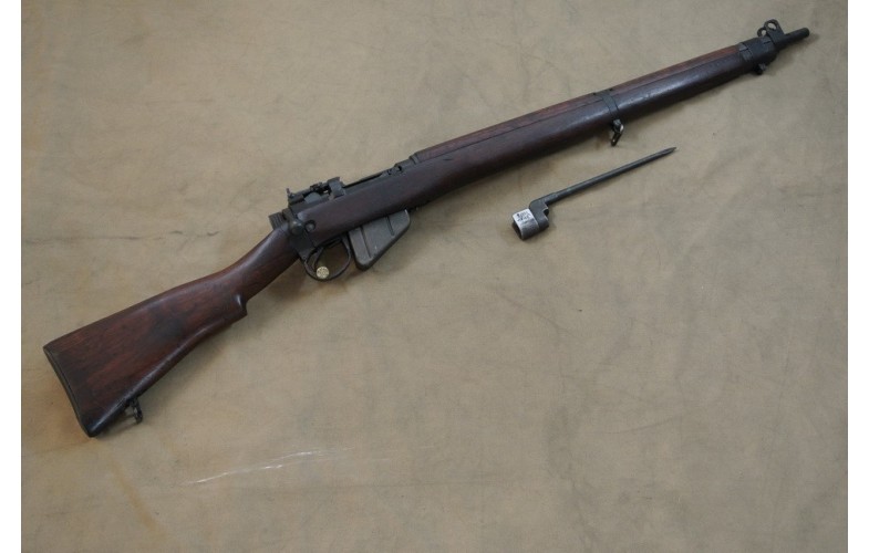 Repetierbüchse (Mehrlader),  Lee-Enfield Mod.  No 4 MK I, Kal. .303 Brit.