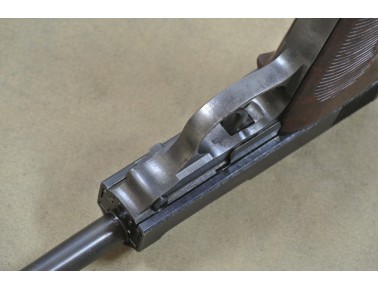 Halbautomatische Pistole, Walter Mod. P 38 Mauser Fertigung Code byf 44,  Kal. 9 mm Luger. Halbautomatische Pistole, Walter Mod. P 38 Mauser Fertigung Code byf 44,  Kal. 9 mm Luger.
