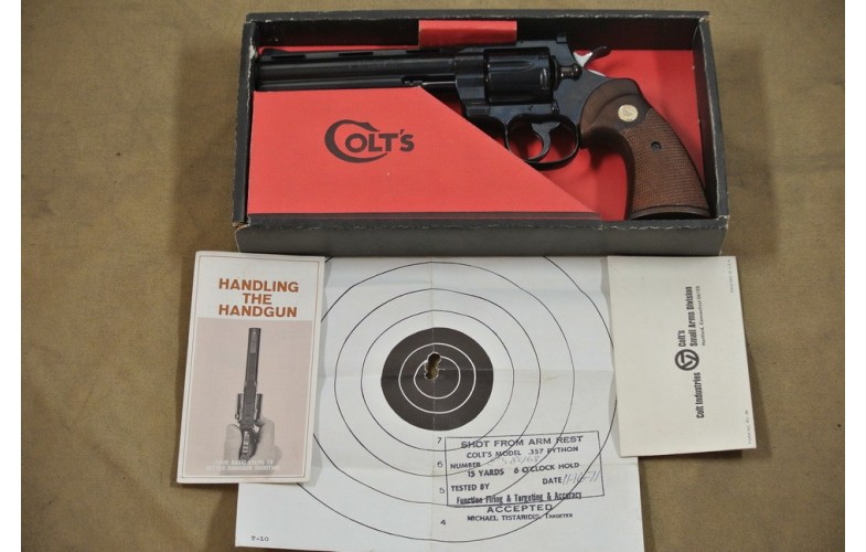 Revolver, Colt Mod. Python, 6 Zoll Lauf , Kal. .357 Magn.