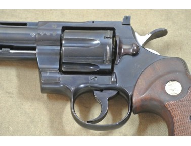 Revolver, Colt Mod. Python, 6 Zoll Lauf , Kal. .357 Magn.