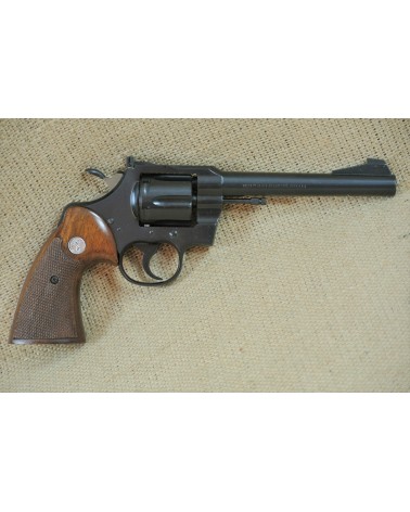 Colt Mod. Officers Model Match,  Kal.  .22lr