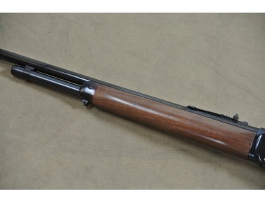 Unterhebel-Repetierbüchse, Winchester Mod. 64 A, Kal. .30 WCF. Unterhebel-Repetierbüchse, Winchester Mod. 64 A, Kal. .30 WCF.