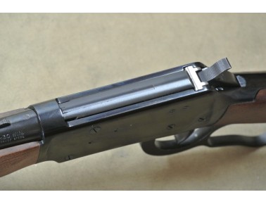 Unterhebel-Repetierbüchse, Winchester Mod. 64 A, Kal. .30 WCF. Unterhebel-Repetierbüchse, Winchester Mod. 64 A, Kal. .30 WCF.
