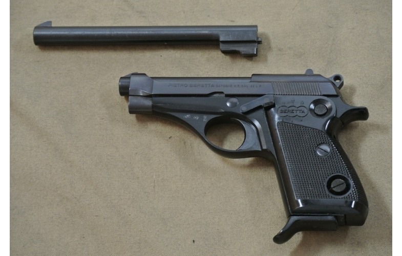 Halbautomatische Pistole Mod. 71, Kal. .22lr. Halbautomatische Pistole Mod. 71, Kal. .22lr.
