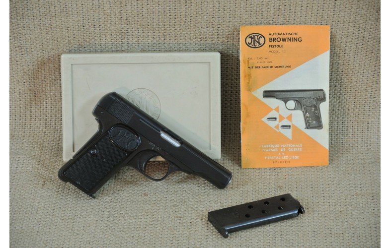 Halbautomatische Pistole, FN 1910,  Kal. 7,65 Browning.