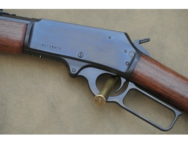 Unterhebel-Repetierbüchse, Marlin Mod. 1895 Cowboy Kal. .45-70 Gov`t. Unterhebel-Repetierbüchse, Marlin Mod. 1895 Cowboy Kal. .45-70 Gov`t.