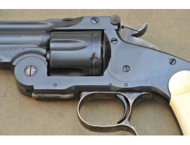 Revolver Uberti,  Mod.  S&W No 3 Russian, Kal .44 Russian. Revolver Uberti,  Mod.  S&W No 3 Russian, Kal .44 Russian.