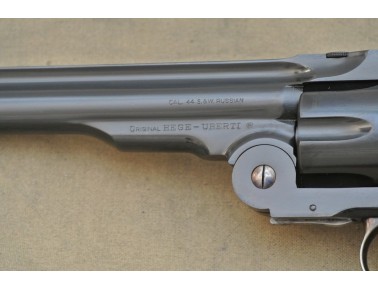 Revolver Uberti,  Mod.  S&W No 3 Russian, Kal .44 Russian. Revolver Uberti,  Mod.  S&W No 3 Russian, Kal .44 Russian.