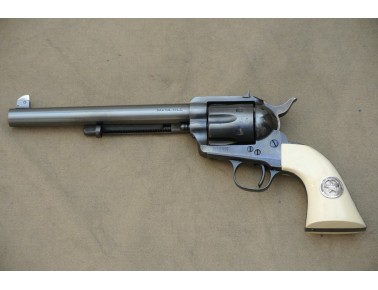 Revolver Uberti,  Mod. 1873, Flat Top Target, Kal .45 Colt.