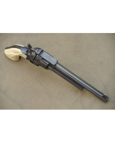 Revolver Uberti,  Mod. 1873, Flat Top Target, Kal .45 Colt.