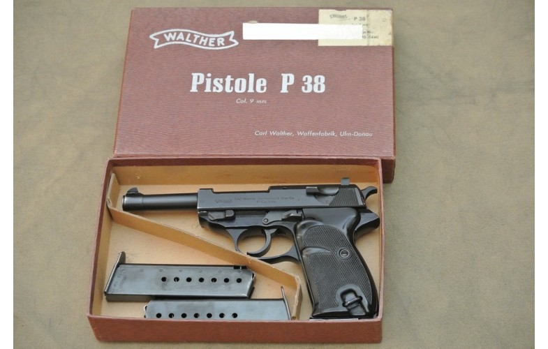 Halbautomatische Pistole, Walther Mod. P 1 ,  Kal. 9mm Luger.