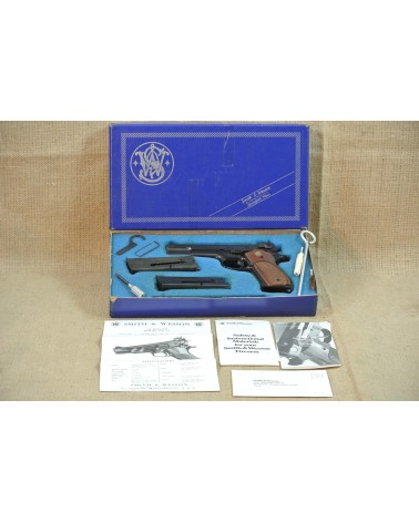 Halbautomatische Pistole, Smith & Wesson, Mod. 52-2 , Kal. .38 Special/WC.