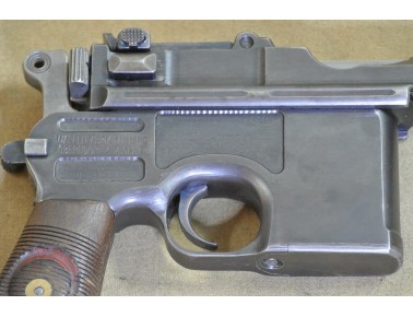 Halbautomatische Pistole, Mauser Mod. C96 Rote Neun,  Kal. 9mm Luger.