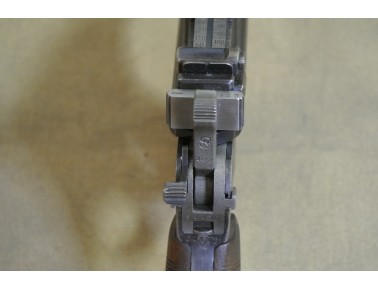 Halbautomatische Pistole, Mauser Mod. C96 Rote Neun,  Kal. 9mm Luger. Halbautomatische Pistole, Mauser Mod. C96 Rote Neun,  Kal. 9mm Luger.