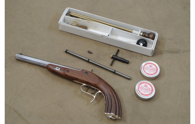 Perkussions-Pistole, Armi Sport, Mod. Le Page, Kal. .45. Perkussions-Pistole, Armi Sport, Mod. Le Page, Kal. .45.