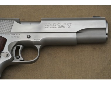 Halbautomatische Pistole, Colt Mod. Gold Cup National Match First Edition,  Kal. 9 mm Luger. Halbautomatische Pistole, Colt Mod. Gold Cup National Match First Edition,  Kal. 9 mm Luger.