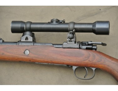 Repetierbüchse, Mauer Mod. 98, Scharfschützengewehr mit ZF Zeiss Zielvier, Kal. 8 x 57 IS. Repetierbüchse, Mauer Mod. 98, Scharfschützengewehr mit ZF Zeiss Zielvier, Kal. 8 x 57 IS.