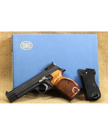 Halbautomatische Pistole, SIG Mod. P 210-6, Kal. 9 mm Luger.