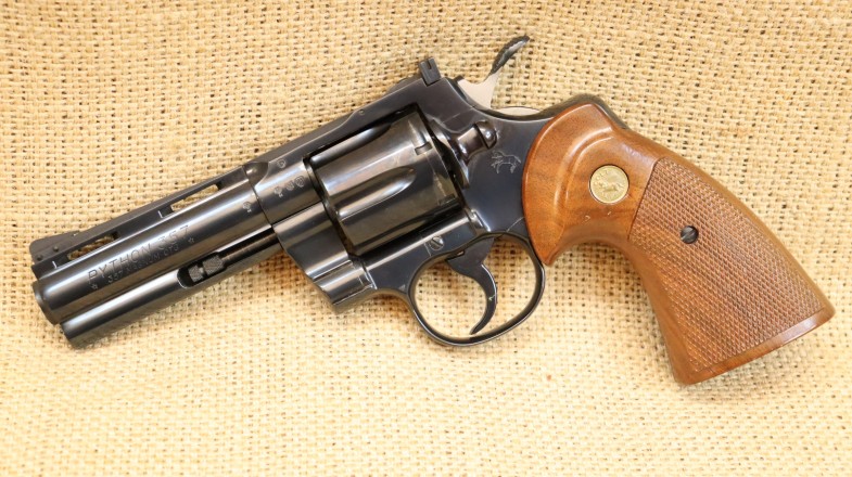 Colt, Mod. Python, 4 Zoll, Kal. .357  Magn.