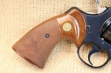 Colt, Mod. Python, 4 Zoll, Kal. .357  Magn.