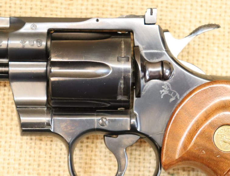 Colt, Mod. Python, 4 Zoll, Kal. .357  Magn.