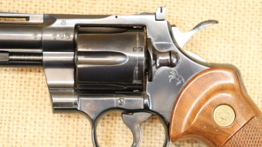 Colt, Mod. Python, 4 Zoll, Kal. .357  Magn.