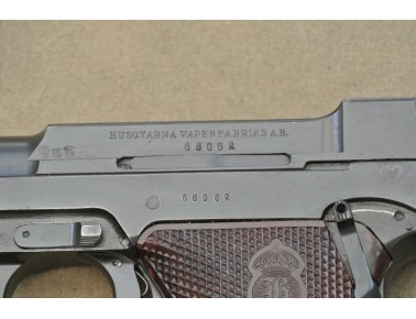 Halbautomatische Pistole, Husqvarna Lathi Mod. 40,  Kal. 9mm Luger