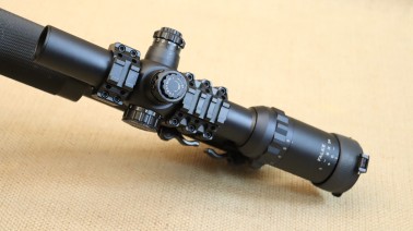 Schmeisser AR15, Ultramatch, Kal. .223 Rem. inkl. Luvo Wechselsystem Kal. 22lr.