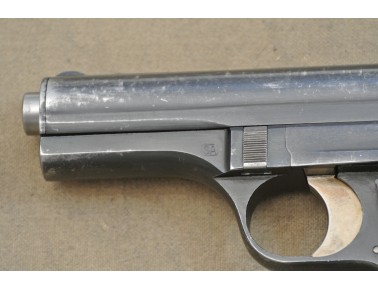 Halbautomatische Pistole, Brünner M 24, Kal. 9mm BrowningK. Halbautomatische Pistole, Brünner M 24, Kal. 9mm BrowningK.