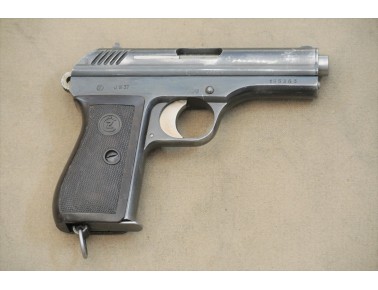 Halbautomatische Pistole, Brünner M 24, Kal. 9mm BrowningK. Halbautomatische Pistole, Brünner M 24, Kal. 9mm BrowningK.