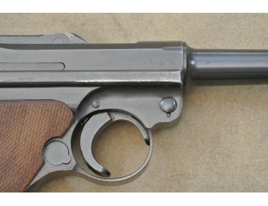 Halbautomatische Pistole, Mauser (byf) Mod. P 08 von 1942,  Kal. 9mm Luger.