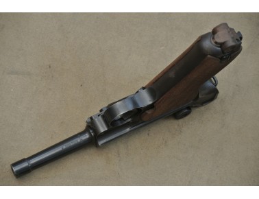 Halbautomatische Pistole, Mauser (byf) Mod. P 08 von 1942,  Kal. 9mm Luger.