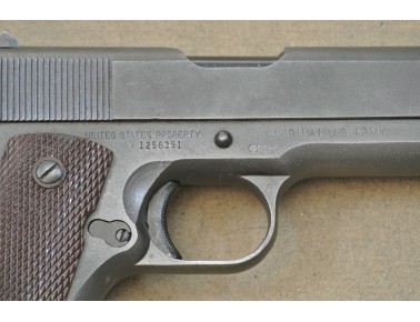 Halbautomatische Pistole Ithaca Mod. 1911 Kal. .45Auto