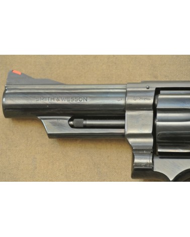Revolver Smith & Wesson Mod. 29, 4 Zoll Lauf, Kal.  .44  Magn.