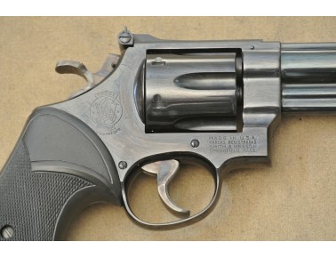 Revolver Smith & Wesson Mod. 29, 4 Zoll Lauf, Kal.  .44  Magn.