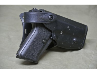 Halbautomatische Pistole, Heckler & Koch Model P 7 M8, Kal. 9mm Luger.