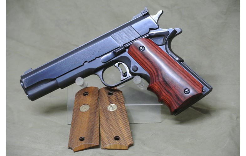 Halbautomatische Pistole Colt Mod. Gold Cup, Kal. .45Auto, Serie 70