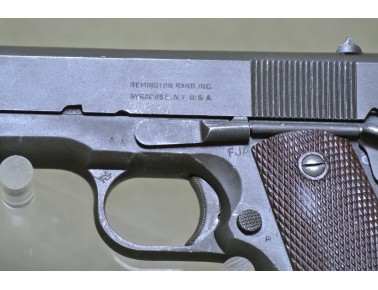 Halbautomatische Pistole Reminton Mod. 1911 Kal. .45 Auto