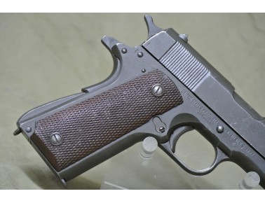 Halbautomatische Pistole Reminton Mod. 1911 Kal. .45 Auto