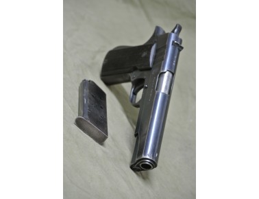 Halbautomatische Pistole Ballester Molina (1911) Kal. .45 Auto