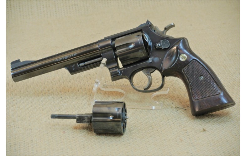 Revolver Smith & Wesson Mod. 25-2, Kal.  .45 Colt mit Wechseltrommel im Kal. .45 Auto. Revolver Smith & Wesson Mod. 25-2, Kal.  .45 Colt mit Wechseltrommel im Kal. .45 Auto.
