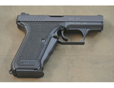 Halbautomatische Pistole, Heckler & Koch Model P 7 M13, Kal. 9mm Luger