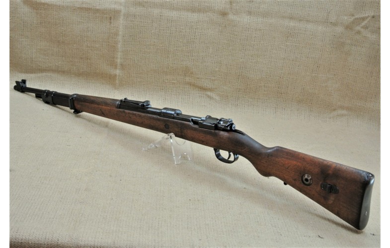 Repetierbüchse, Mauser 1937 Mod. K 98, Kal. 8 x 87 IS. Repetierbüchse, Mauser 1937 Mod. K 98, Kal. 8 x 87 IS.